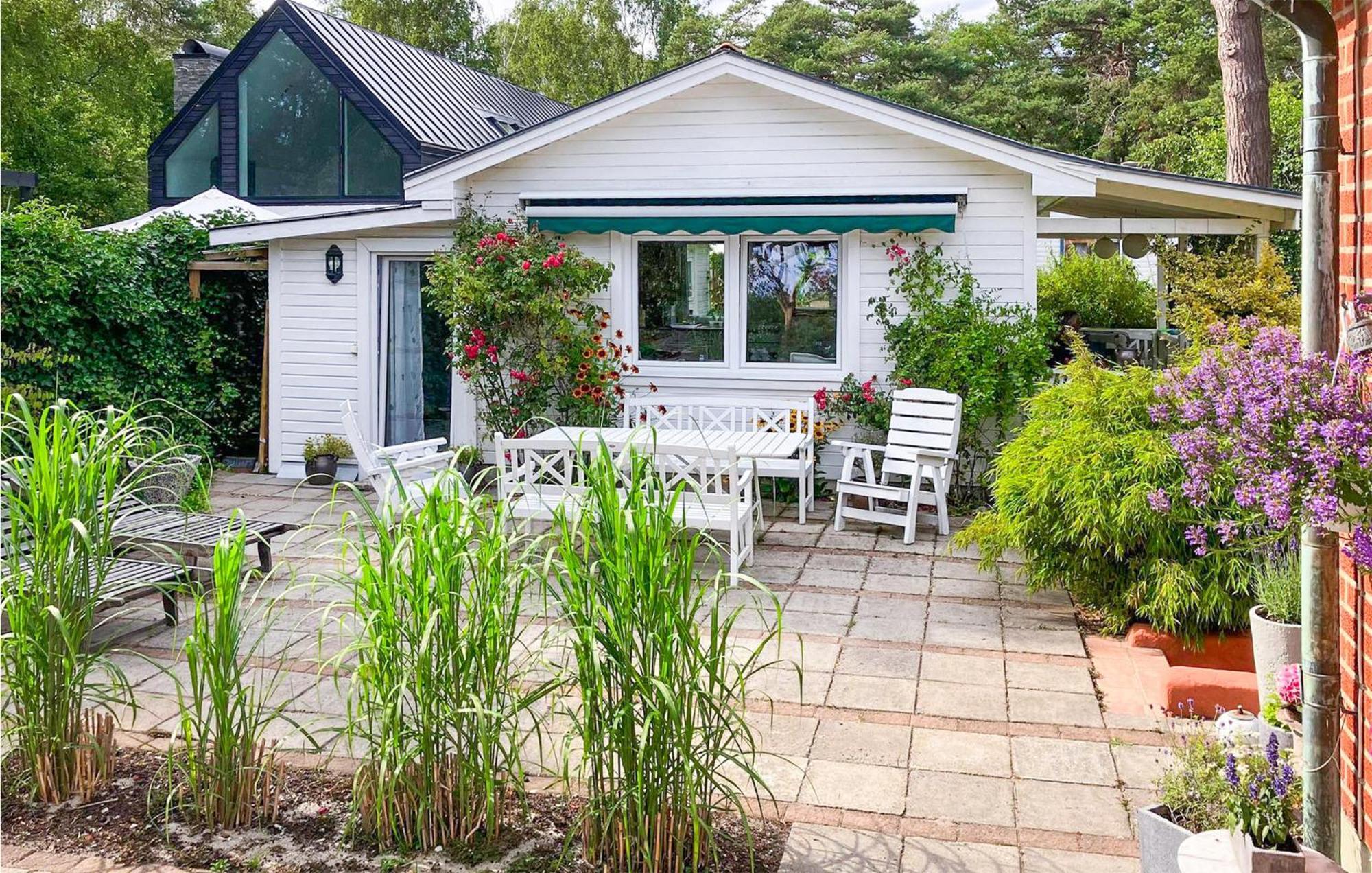 1 Bedroom Amazing Home In Hoellviken ภายนอก รูปภาพ