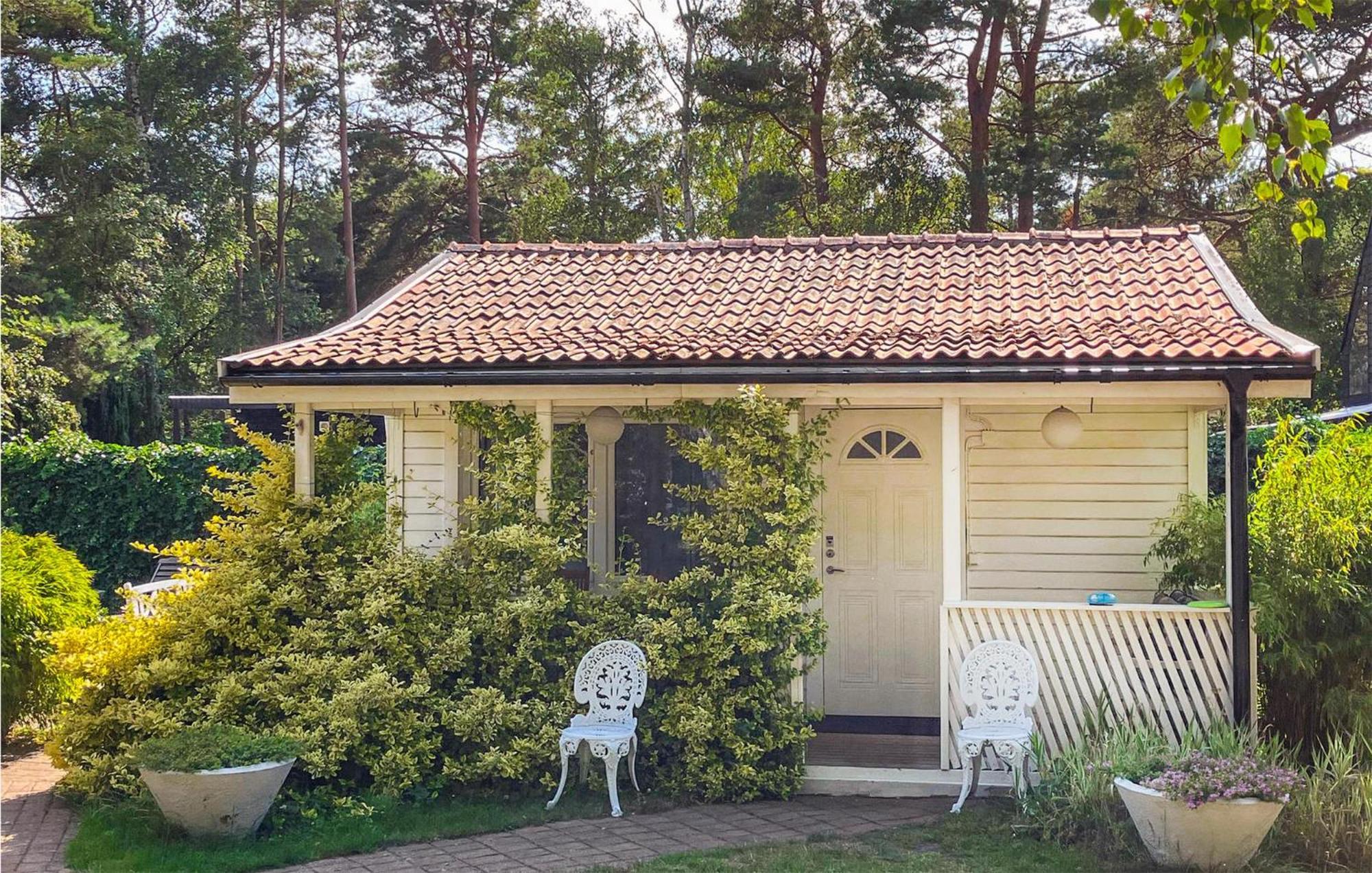 1 Bedroom Amazing Home In Hoellviken ภายนอก รูปภาพ
